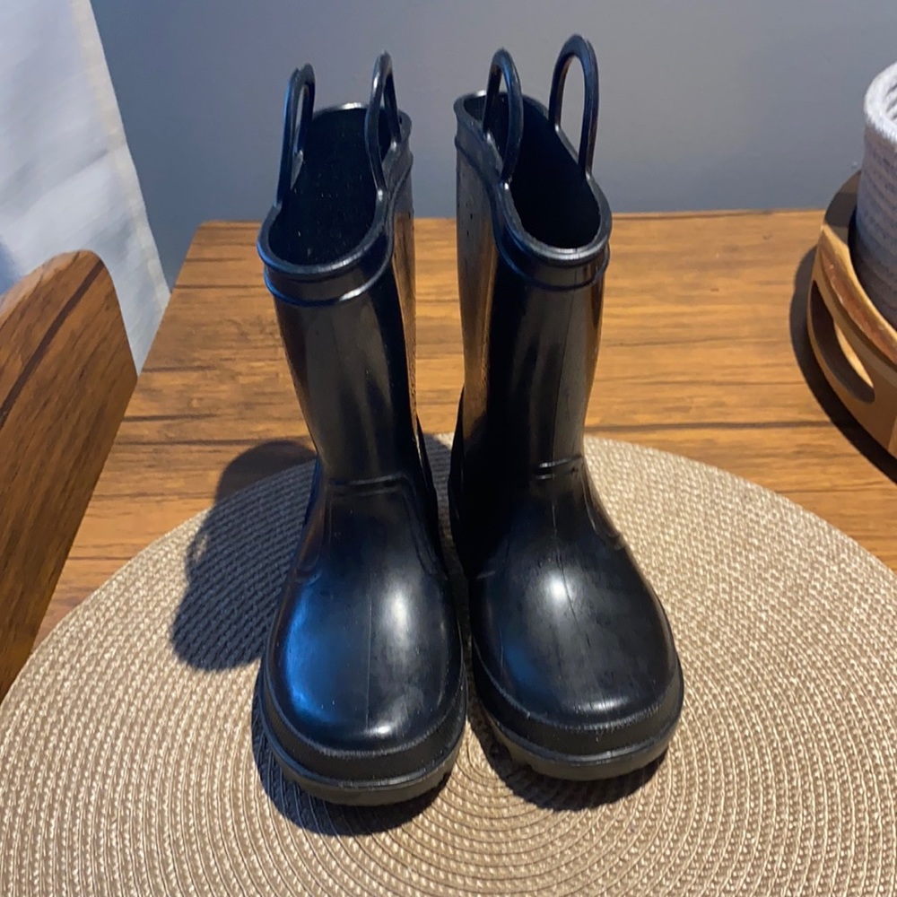 Brand new toddler boys rain boots. Never worn